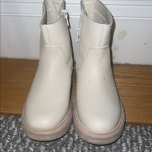 Art Class Cream Kids Boots